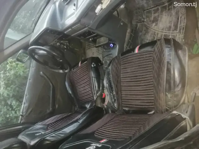 Daewoo Nexia 1998 · 1.5 MT
