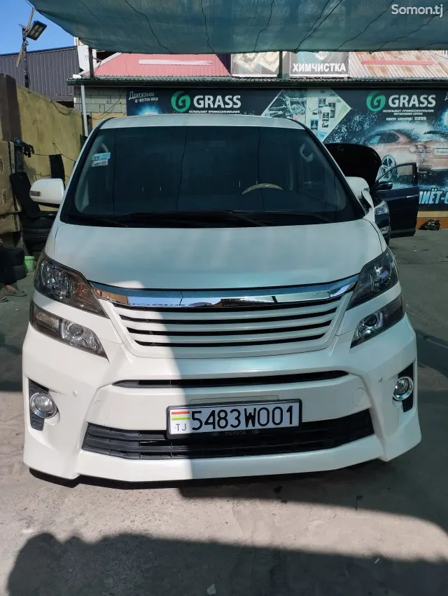 Toyota Vellfire 2014 · 2.4 CVT