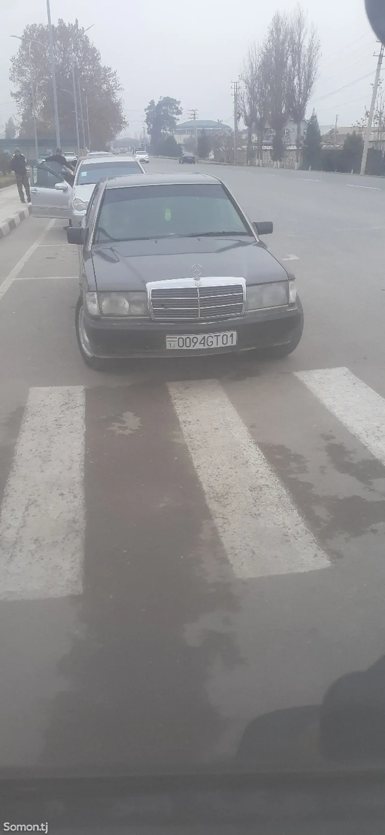 Mercedes-Benz W124 1991 · 1.8 MT
