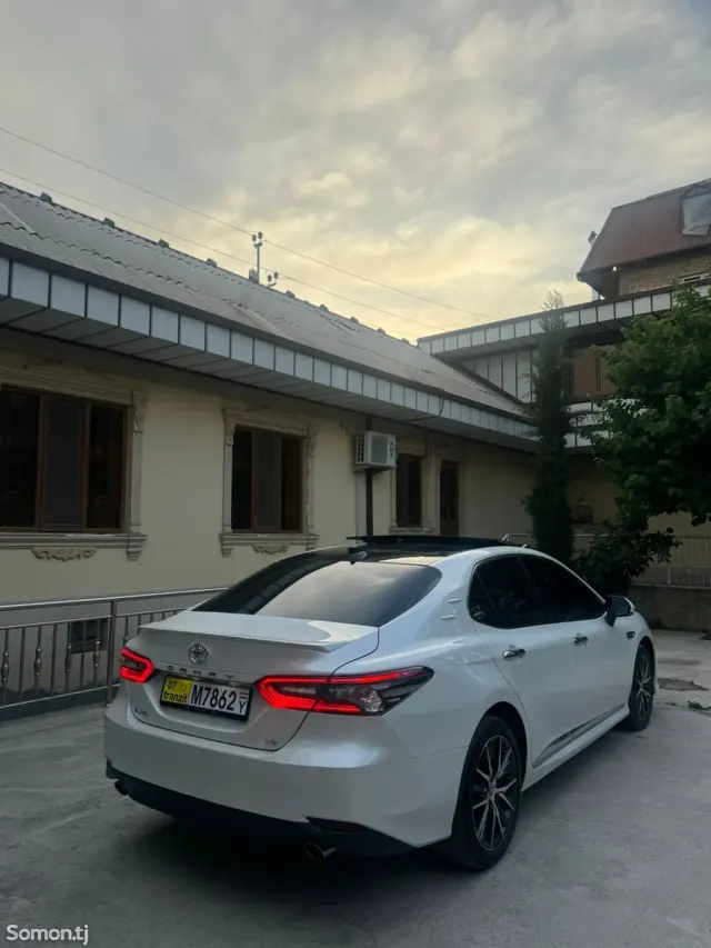 Toyota Camry 2024 · 3.5 AT