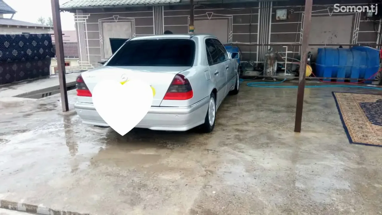Mercedes-Benz CE class 1999 · 2.0 AT