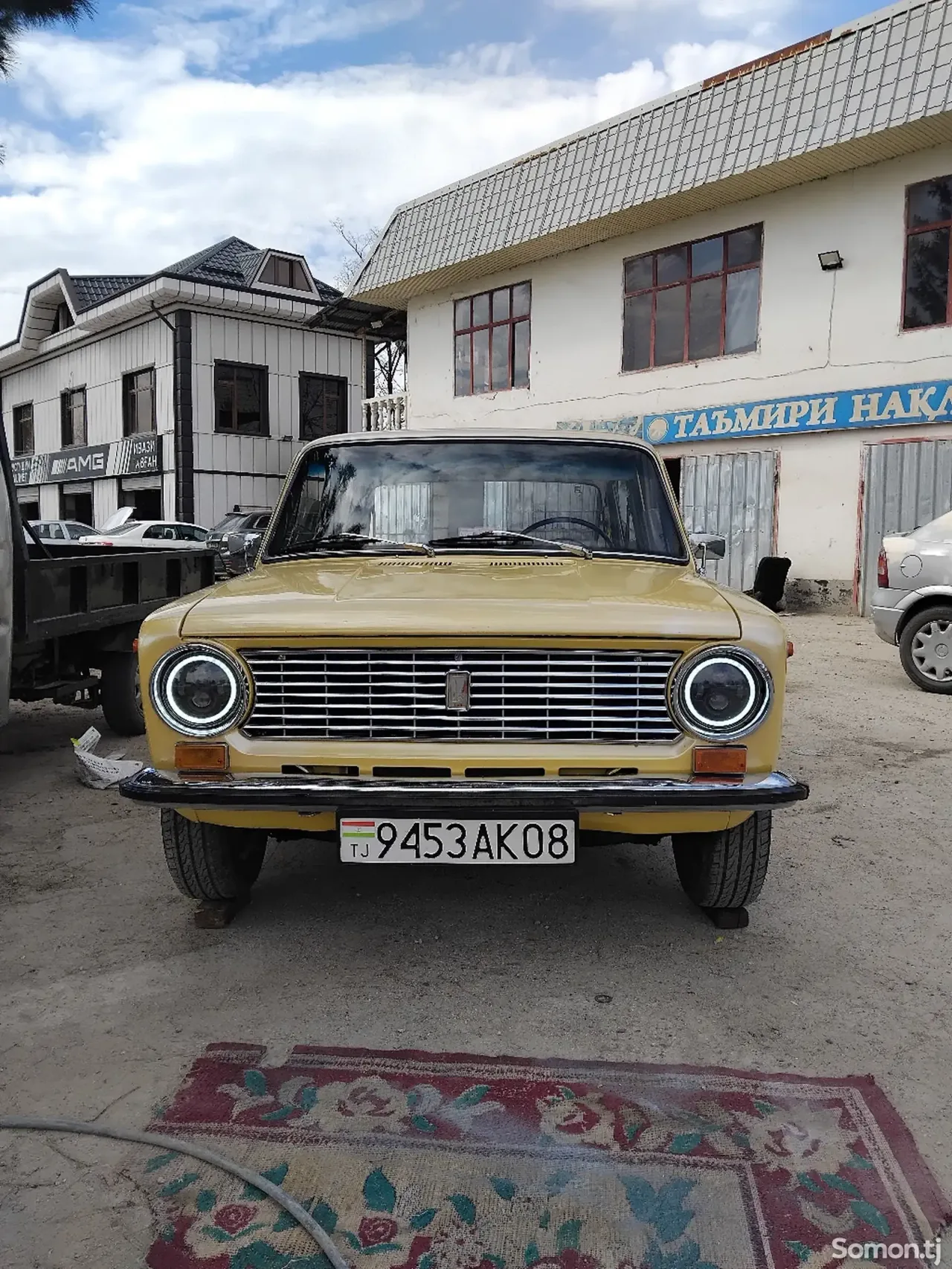 Lada (ВАЗ) 2111 1985 · 1.6 MT