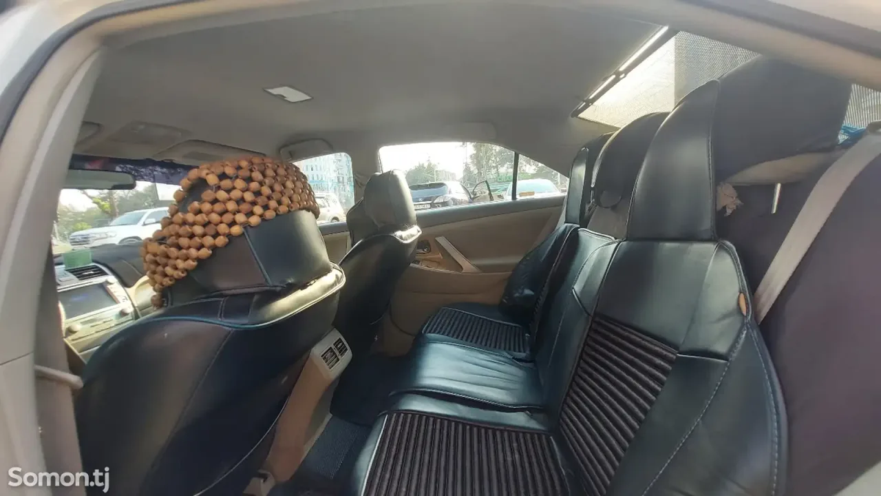 Toyota Camry 2008 · 2.4 AT