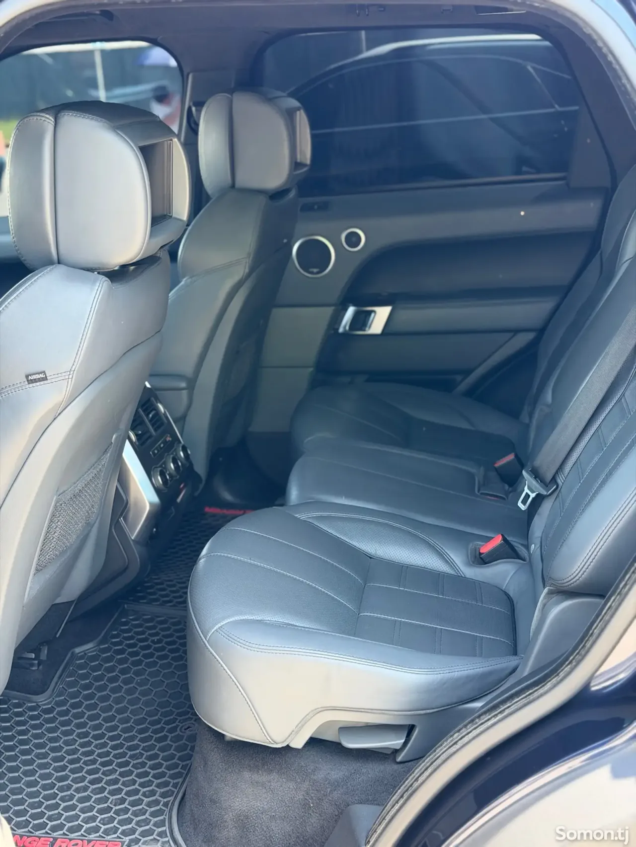 Land Rover Range Rover Sport 2015 · 4.4 AT