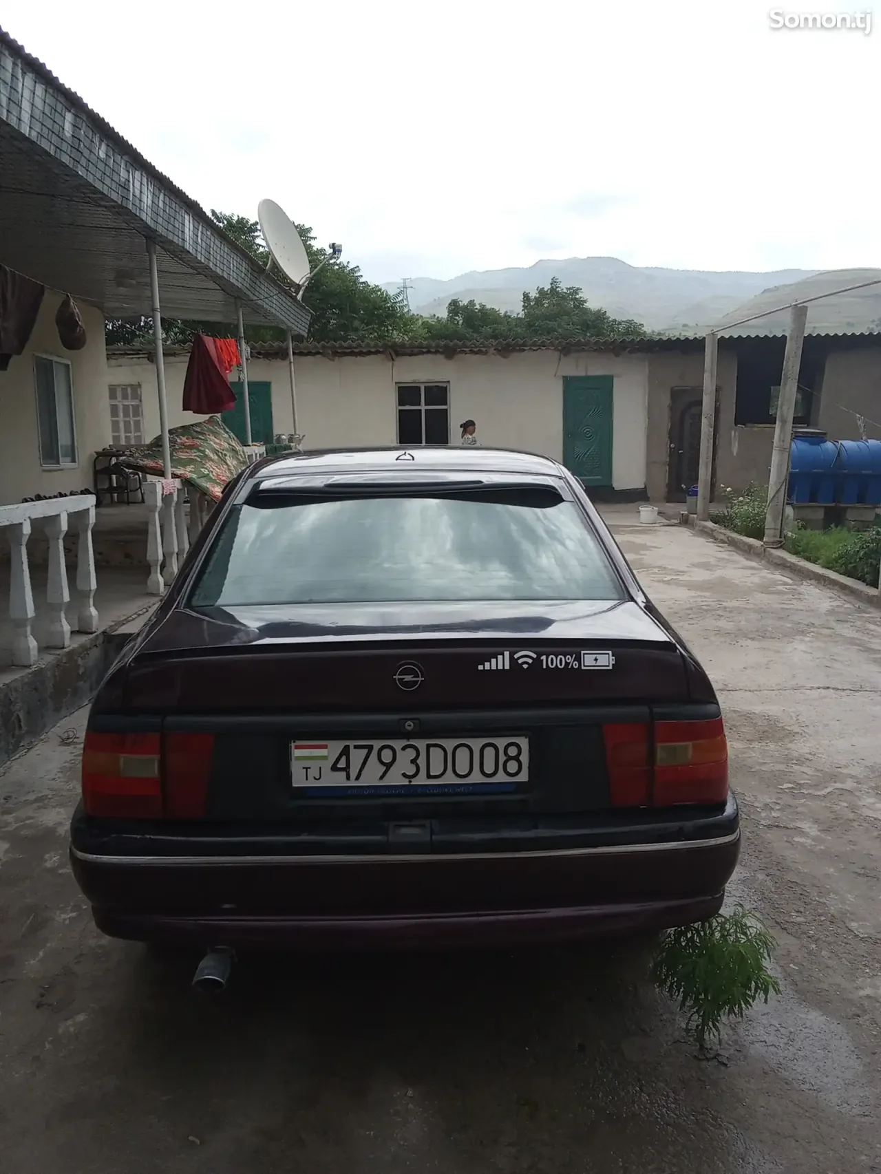 Opel Vectra A 1995 · 1.6 MT