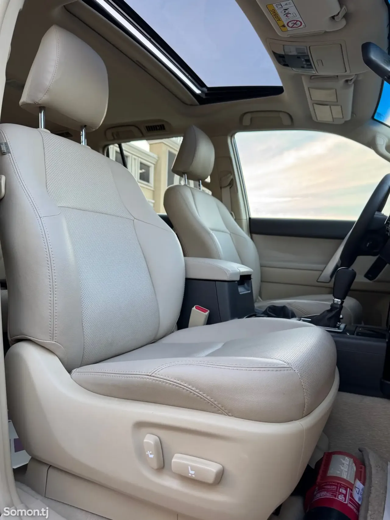Toyota Land Cruiser Prado 2017 · 4.0 AT