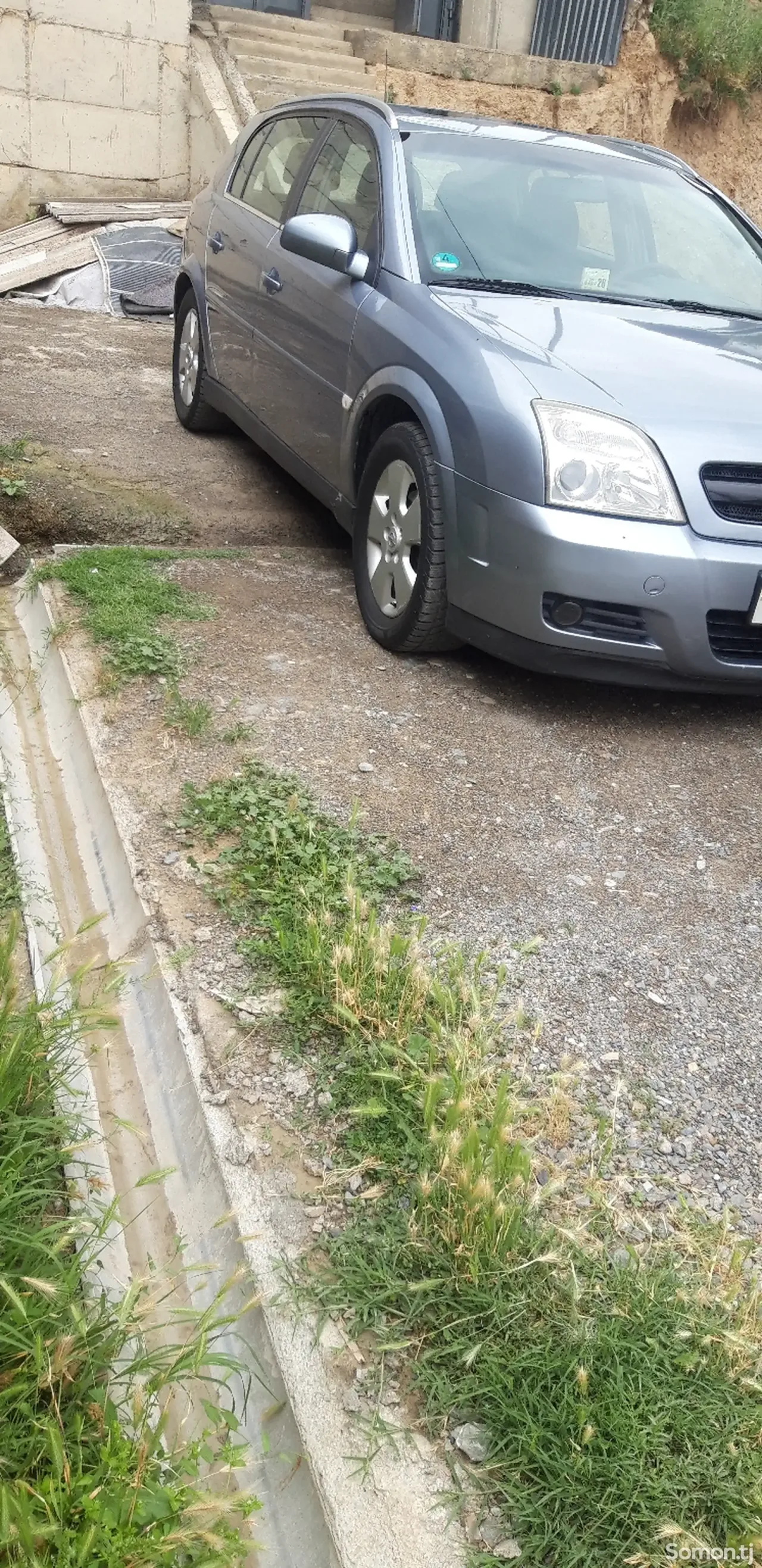Opel Vectra C 2003 · 2.2 MT
