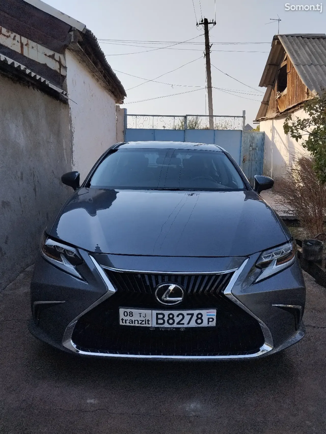 Lexus ES series 2015 · 3.0 AT