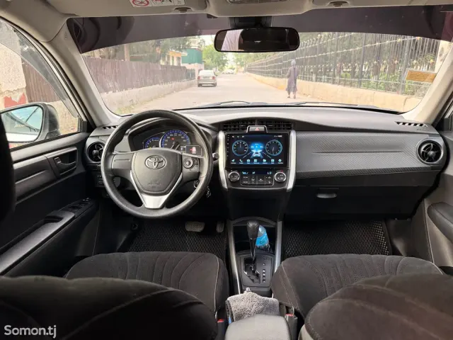 Toyota Fielder 2017 · 1.5 AT