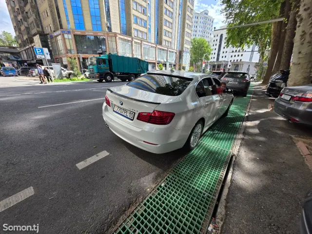 BMW 5 series 2014 · 2.0 AT