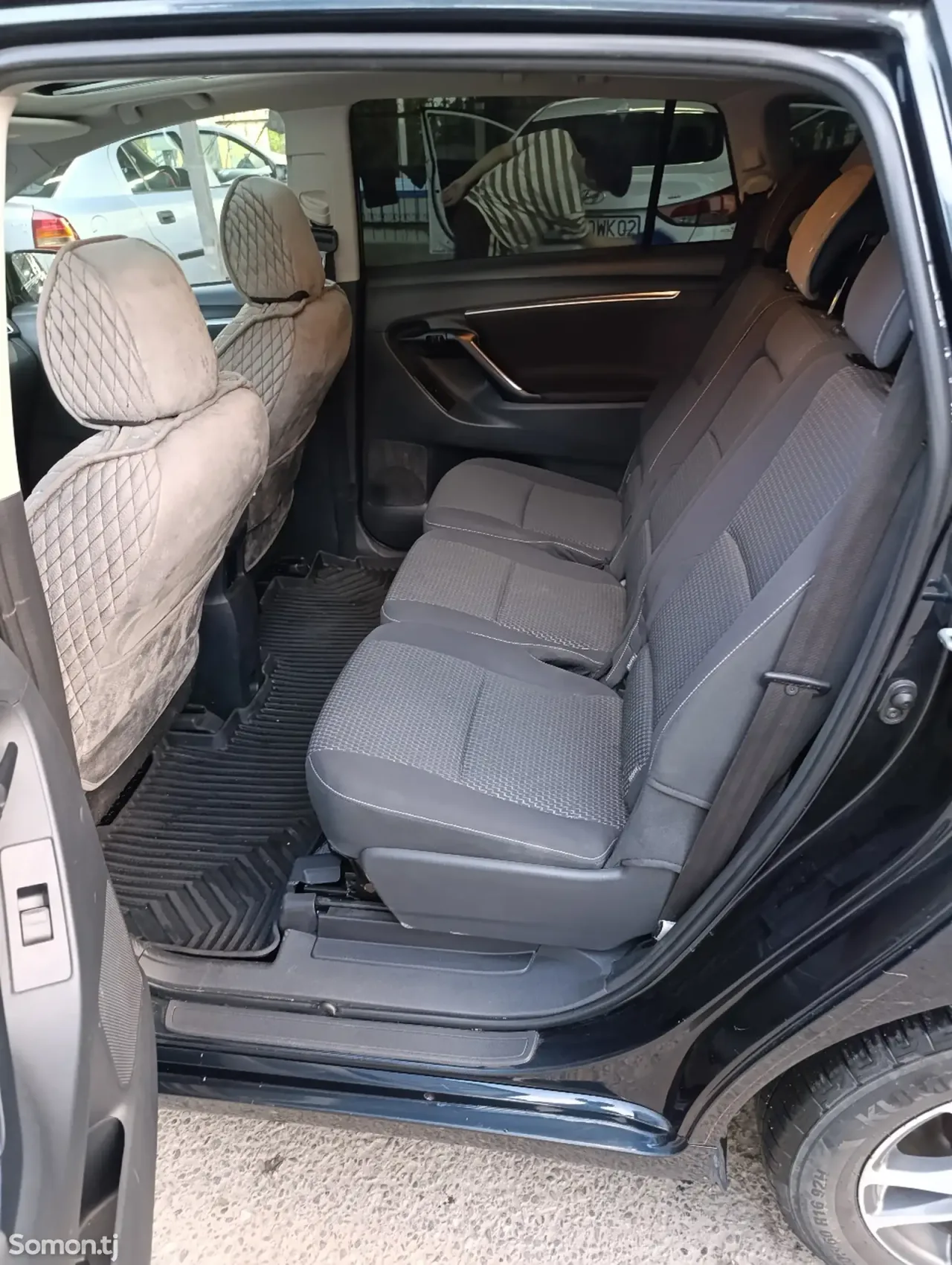 Toyota Verso 2014 · 1.6 MT