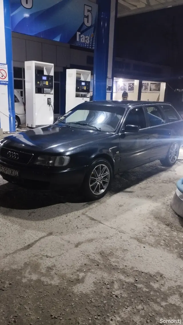 Audi A6 1997 · 2.6 MT