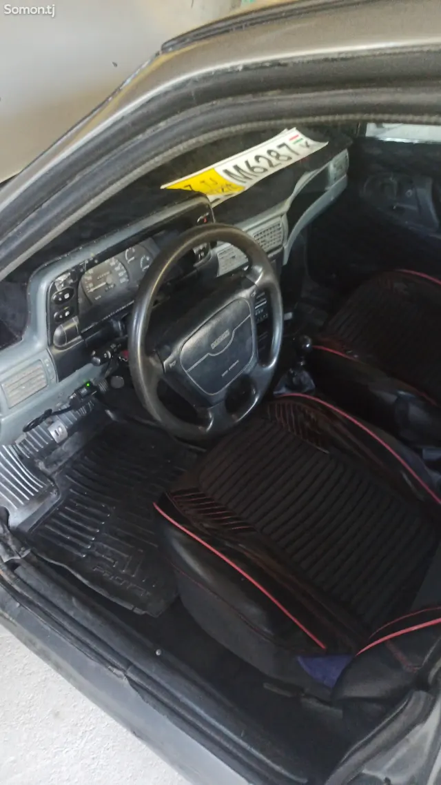 Daewoo Nexia 1995 · 1.6 MT