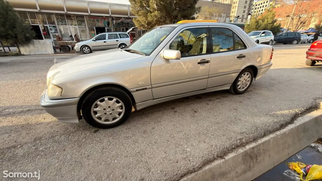 Mercedes-Benz C class 1999 · 1.8 AT