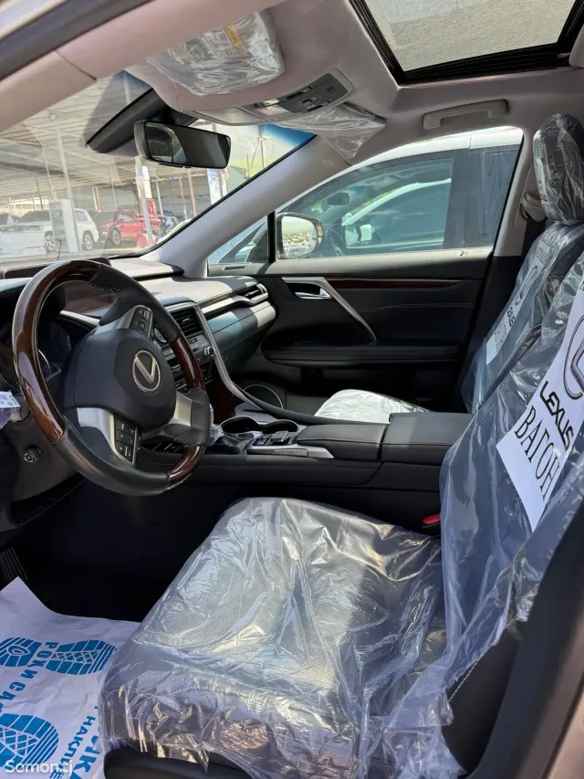 Lexus RX series 2017 · 3.5 AT