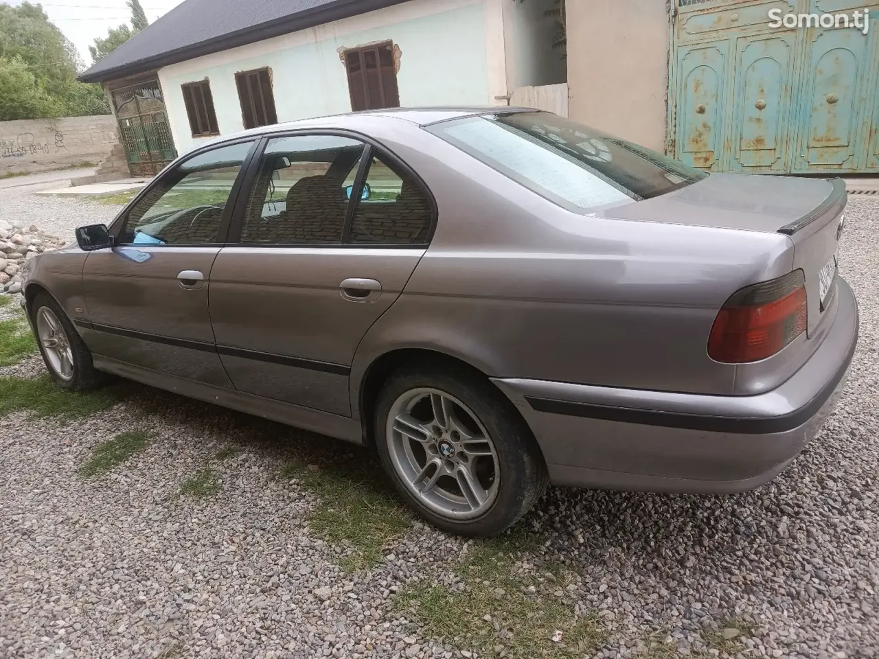 BMW 5 series 1997 · 2.5 MT
