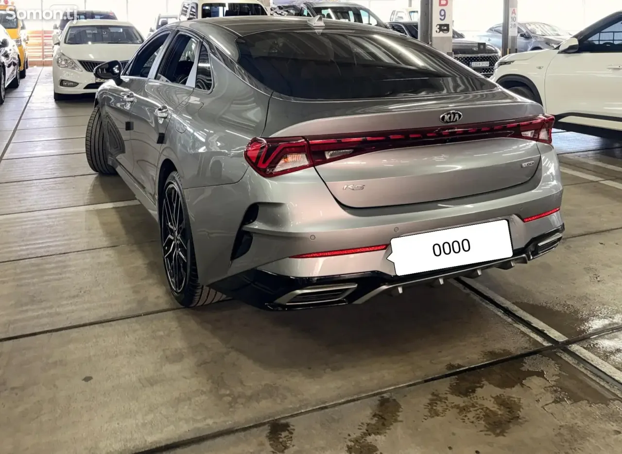 Kia K5 2020 · 1.6 AT