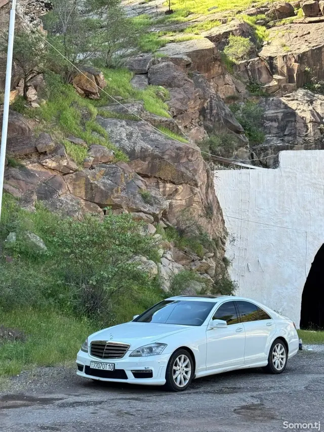 Mercedes-Benz S class 2008 · 3.5 AT