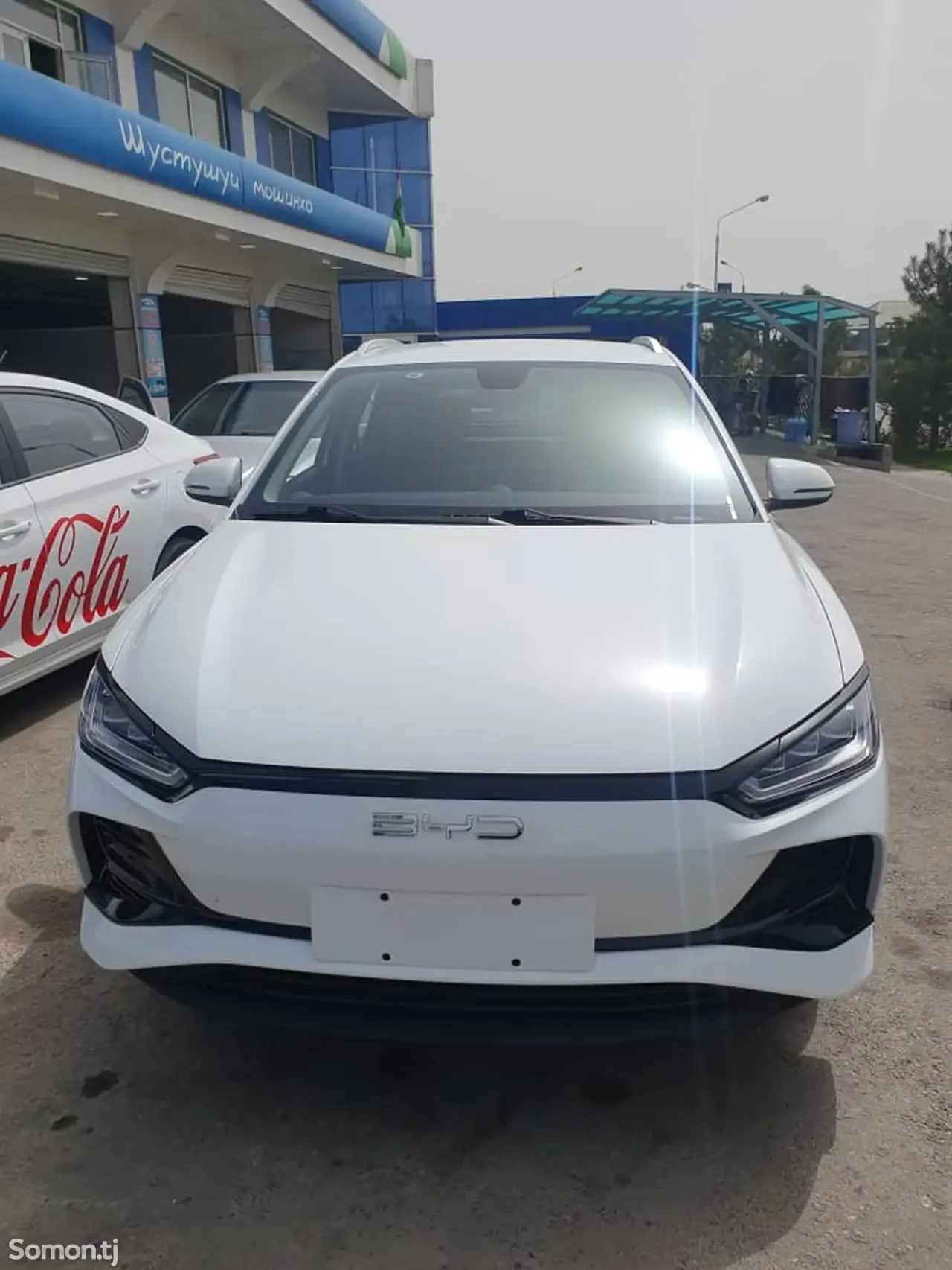 BYD E2 2025 · AMT