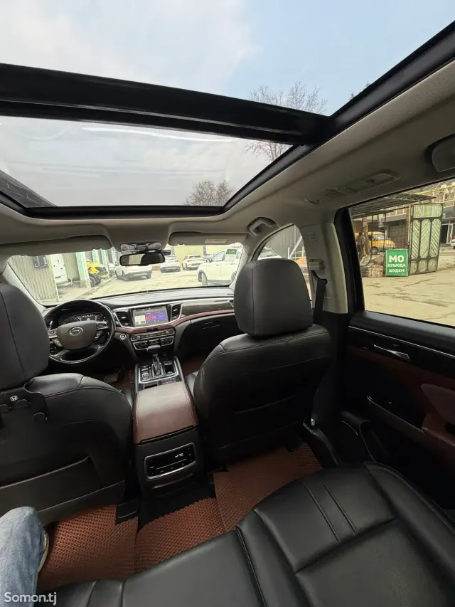 GAC Trumpchi GS8 2017 · 2.0 AT