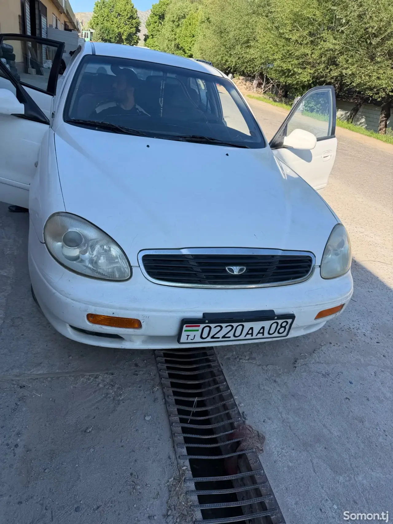 Daewoo Leganza 2001 · 1.8 MT