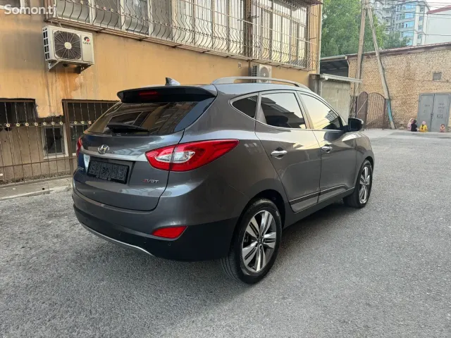 Hyundai Tucson 2014 · 2.0 AT