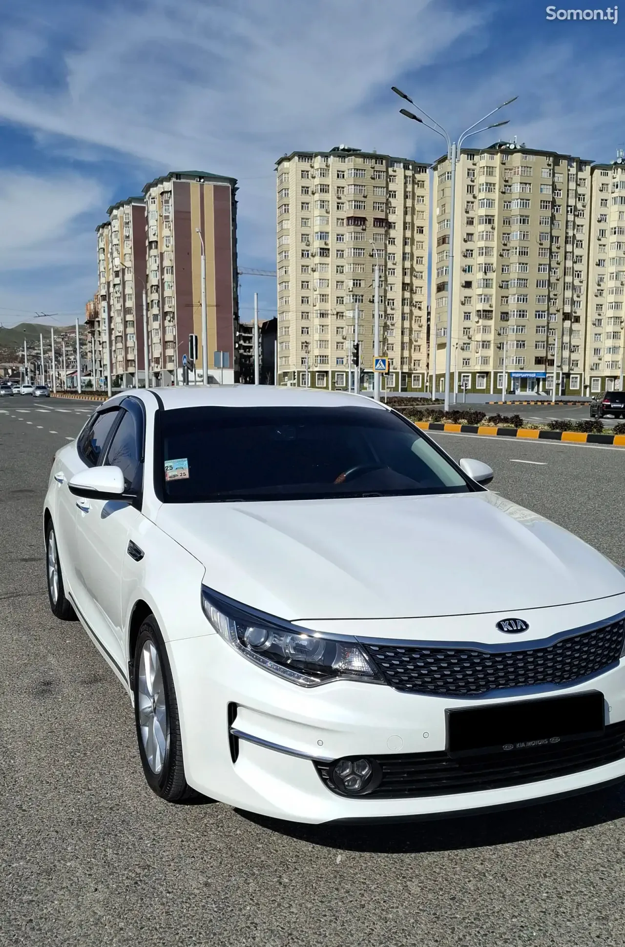 Kia K5 2016 · 2.0 AT