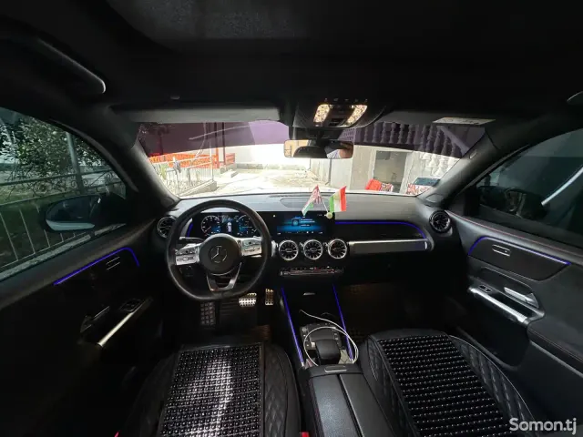 Mercedes-Benz GLB class 2023 · 2.0 AT