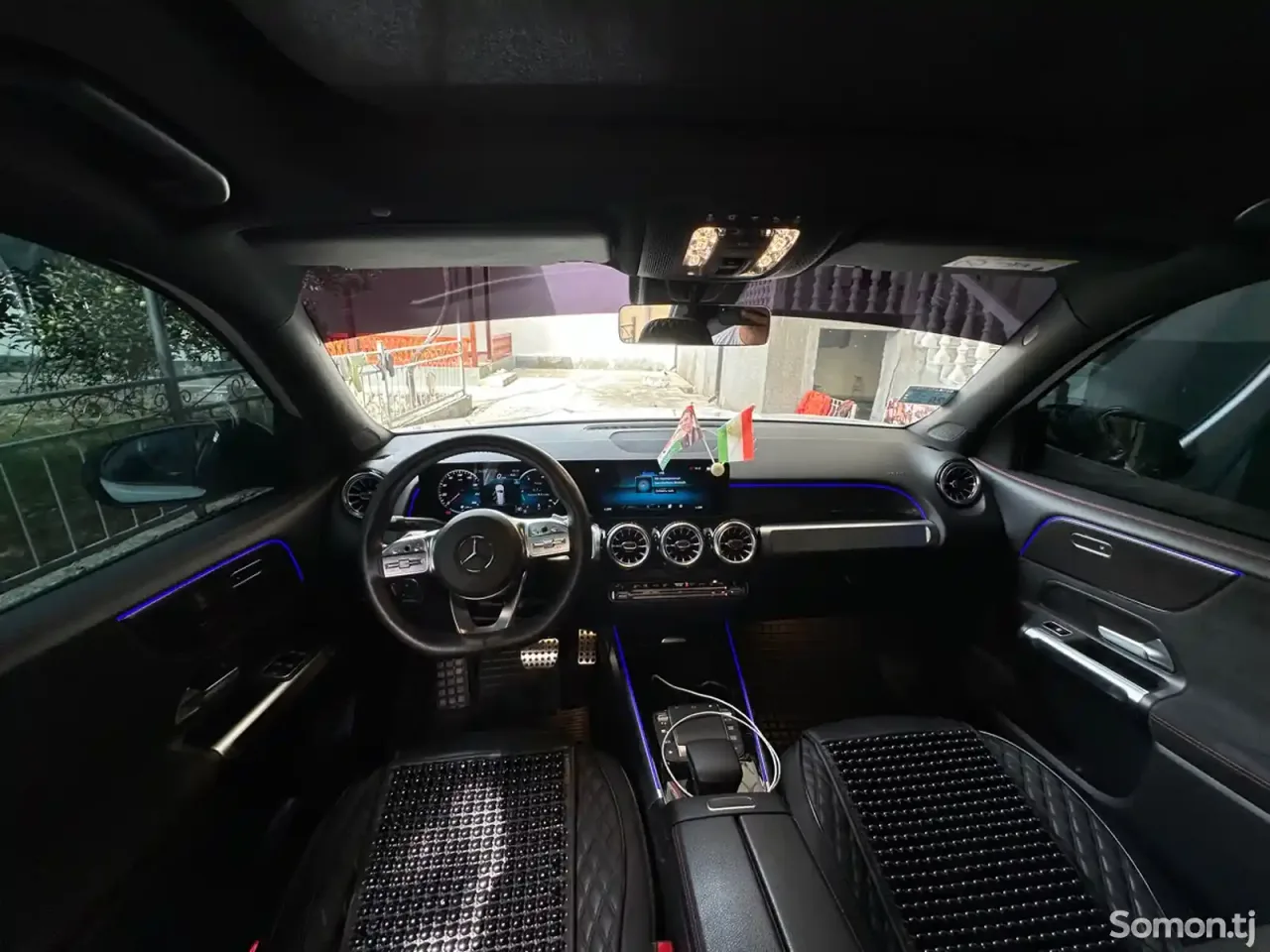 Mercedes-Benz GLB class 2023 · 2.0 AT