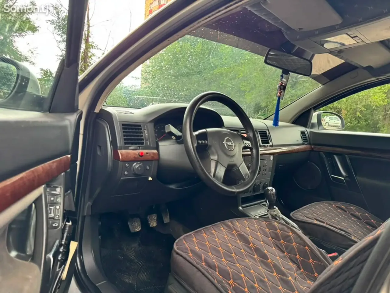 Opel Vectra C 2003 · 2.2 MT