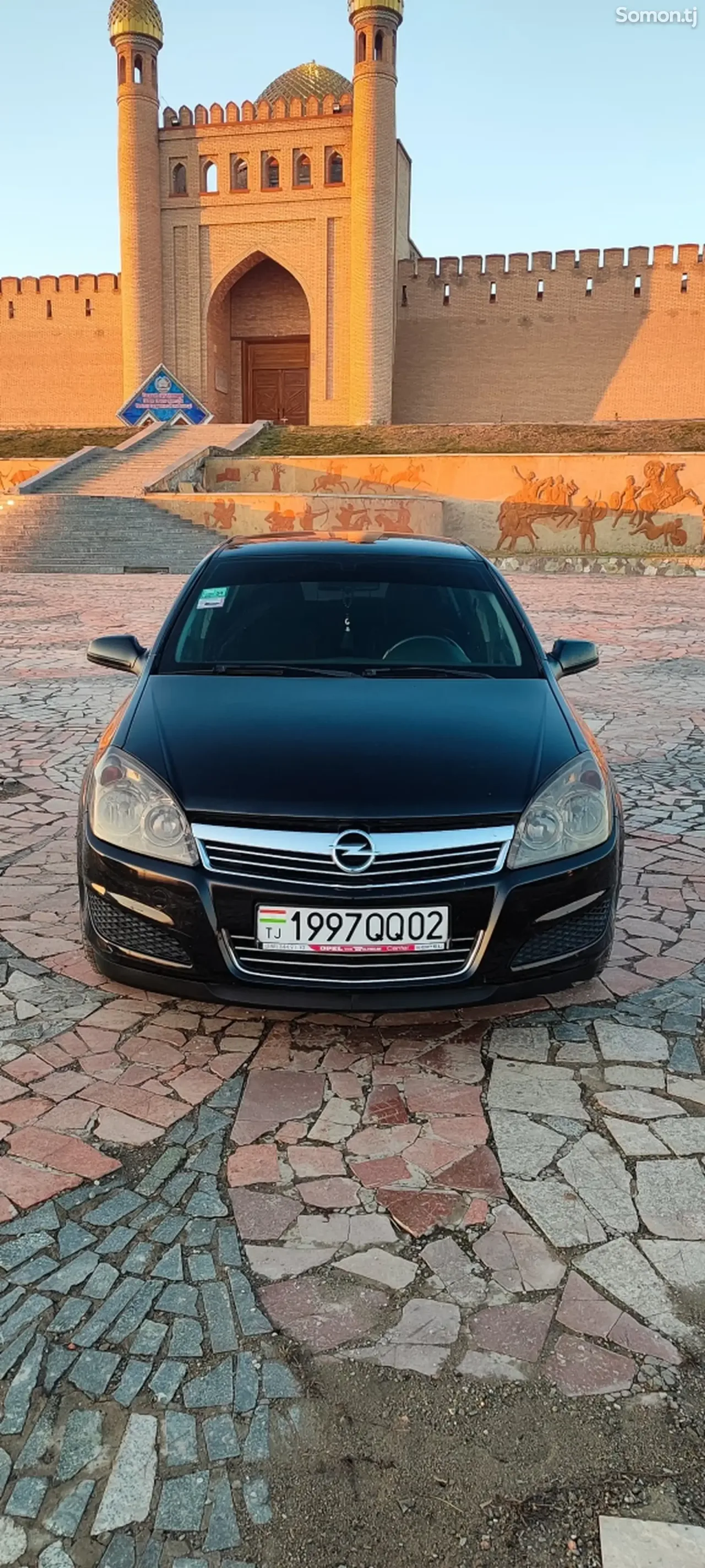 Opel Astra H 2009 · 1.8 AT