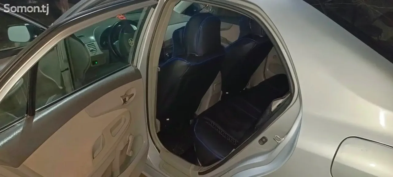 Toyota Corolla 2008 · 1.6 MT