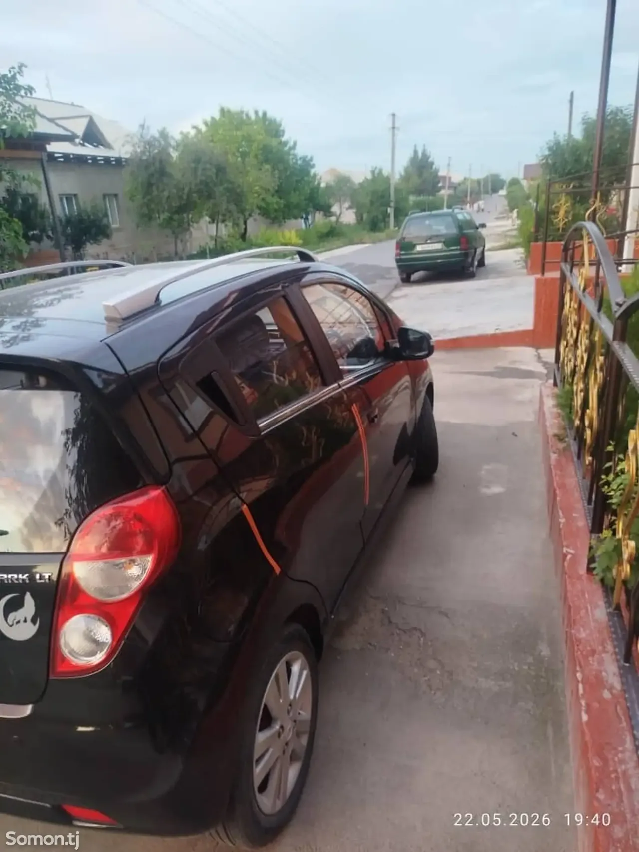 Chevrolet Spark 2014 · 1.0 AT