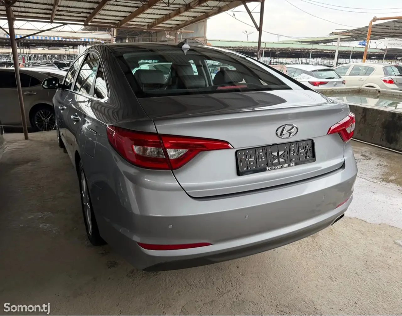 Hyundai Sonata 2014 · 2.4 AT