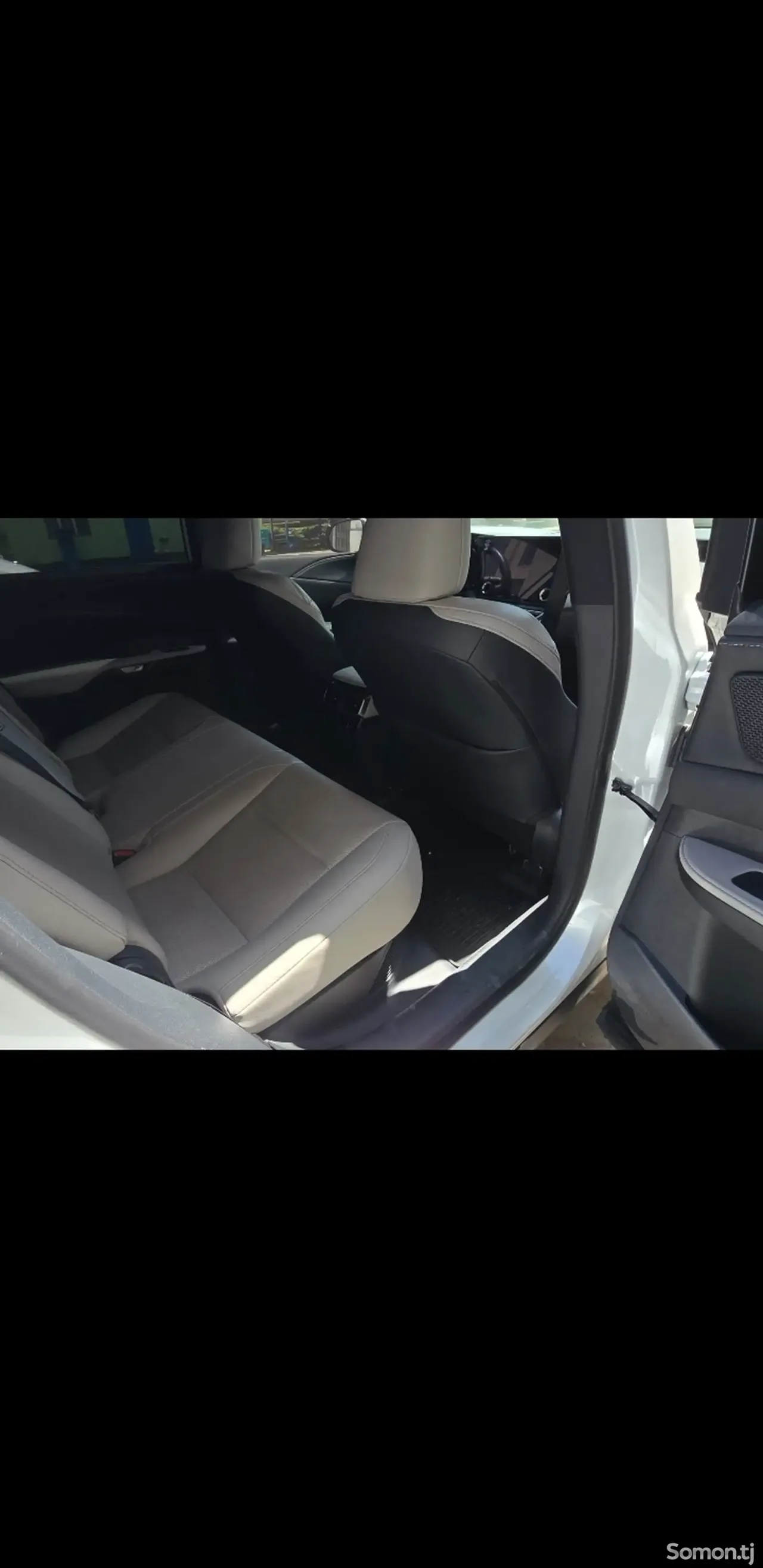Lexus RX series 2023 · 3.5 AT
