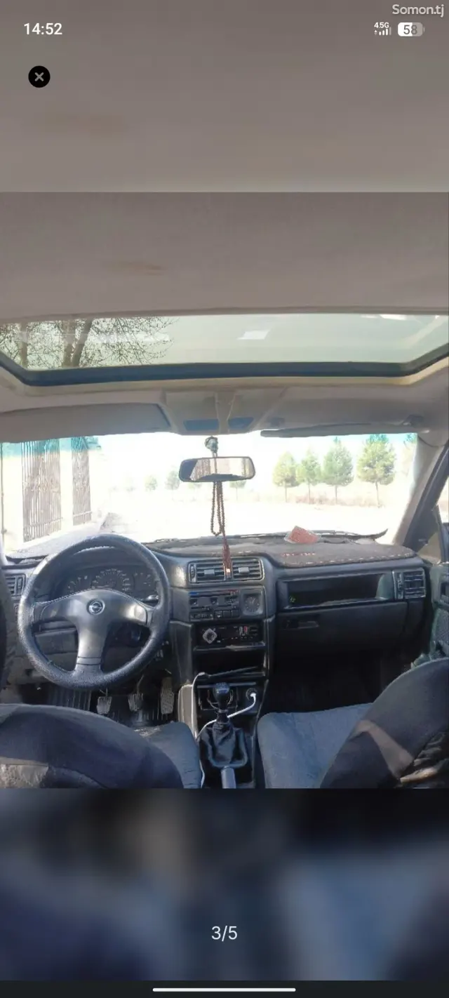 Opel Vectra A 1991 · 1.6 MT
