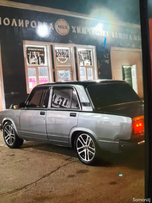 Lada (ВАЗ) 2107 2008 · 1.6 MT