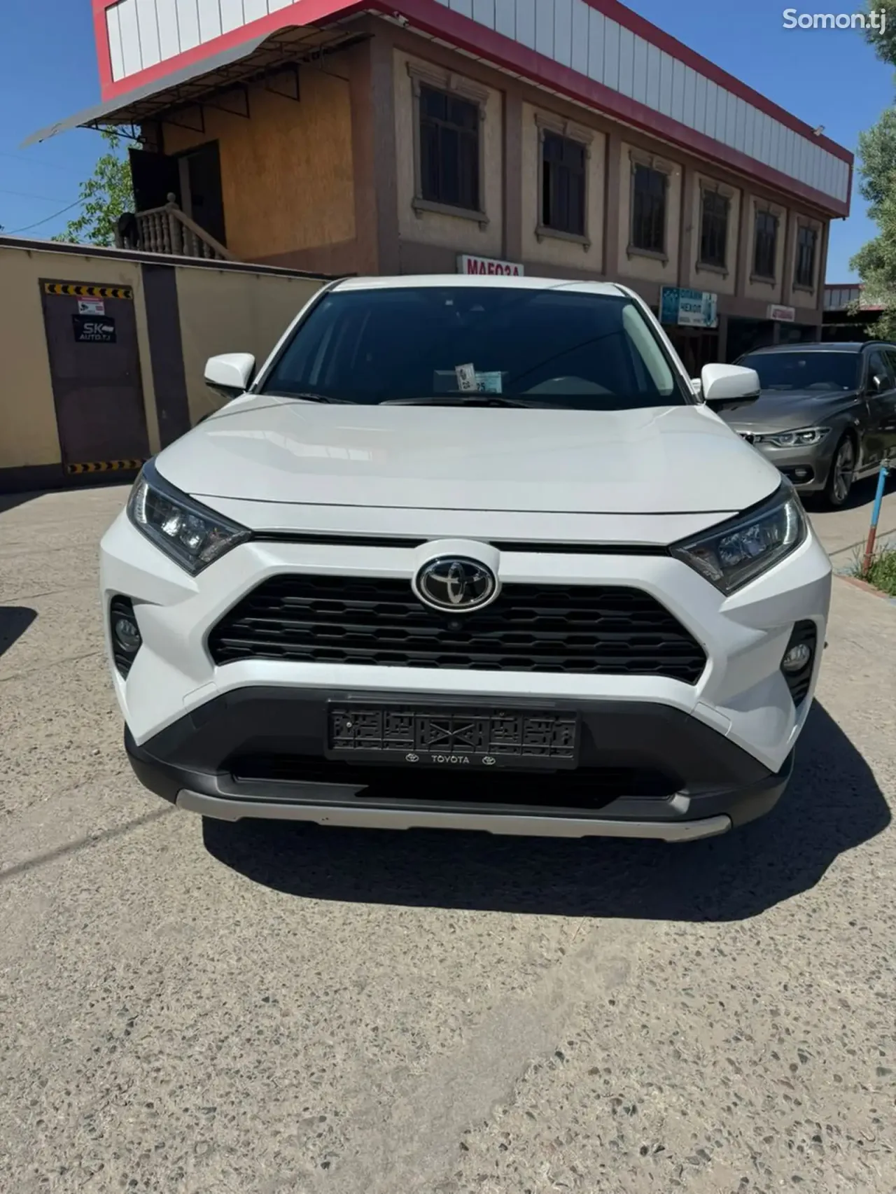 Toyota RAV 4 2021 · 2.0 AT