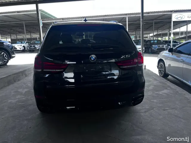 BMW X5 2016 · 3.0 AT