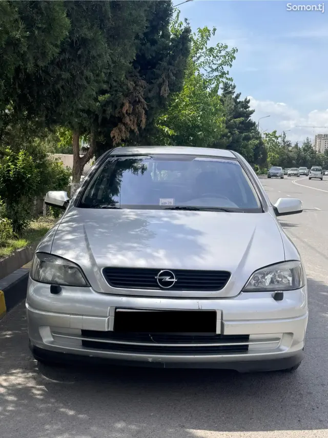Opel Astra G 2001 · 1.6 AT