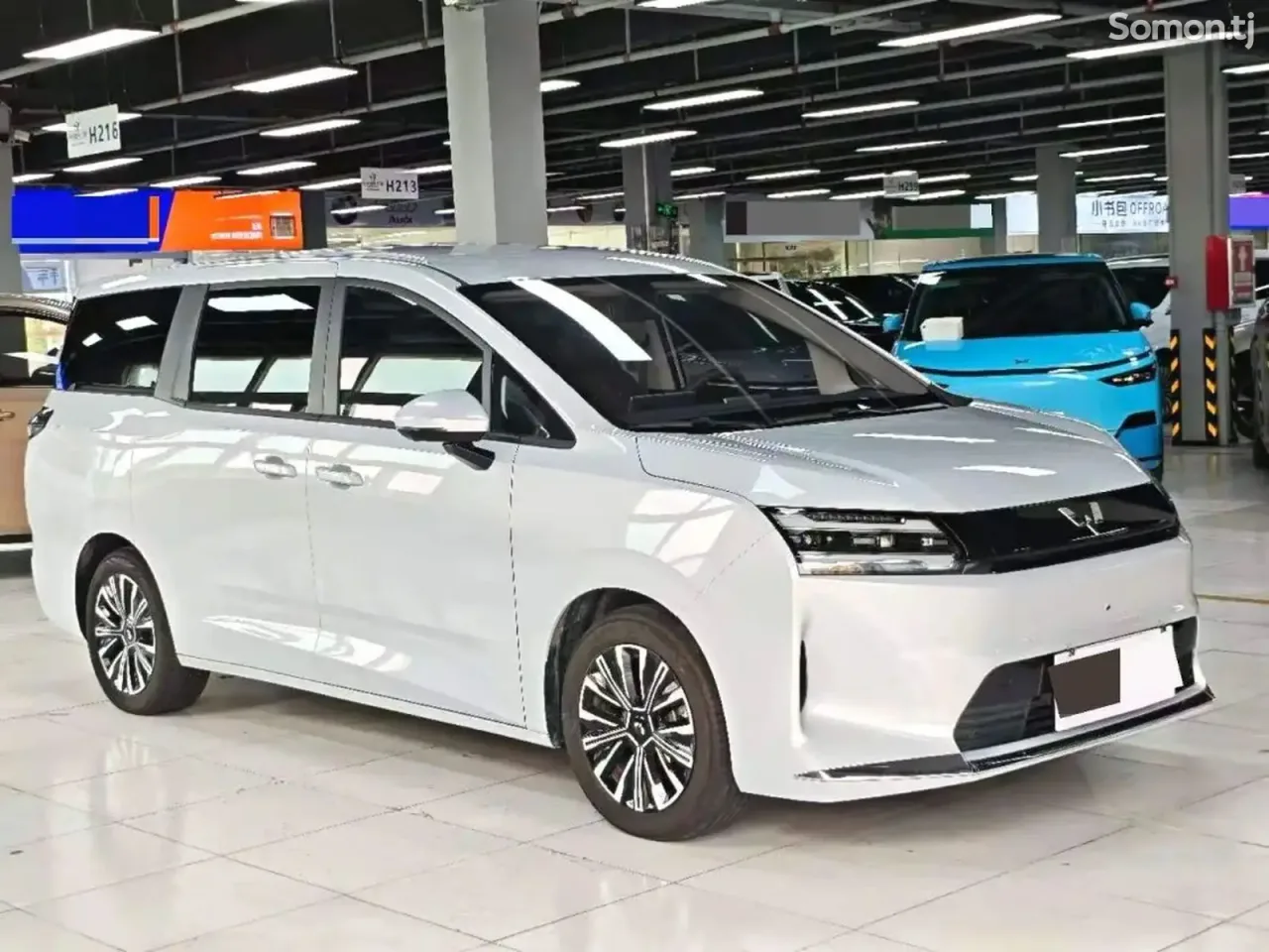 Wuling Starlight 2025 · AT