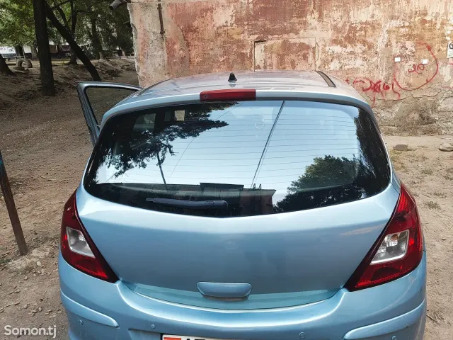 Opel Corsa 2008 · 1.2 AMT
