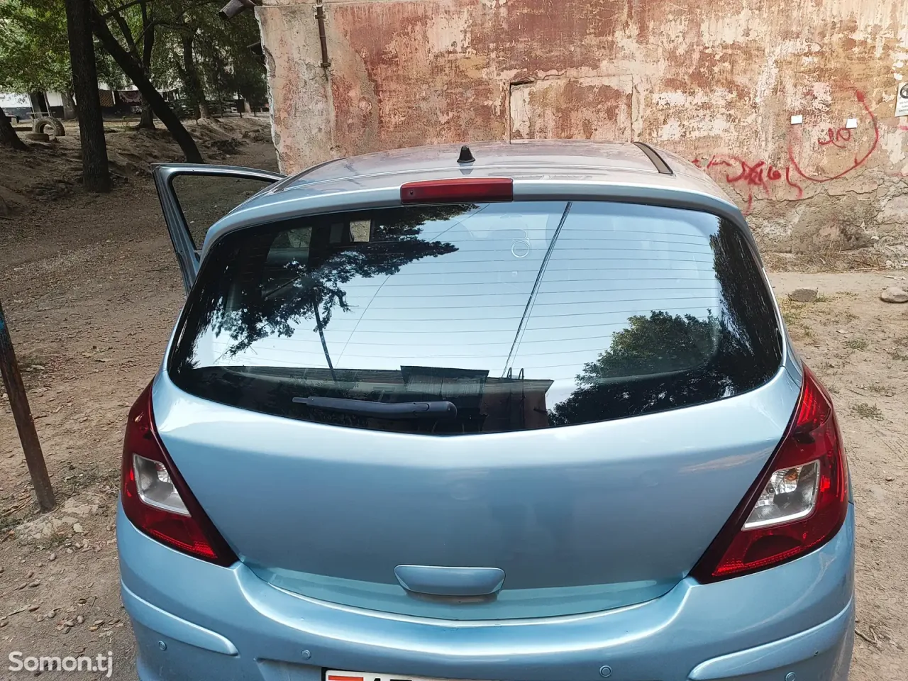 Opel Corsa 2008 · 1.2 AMT