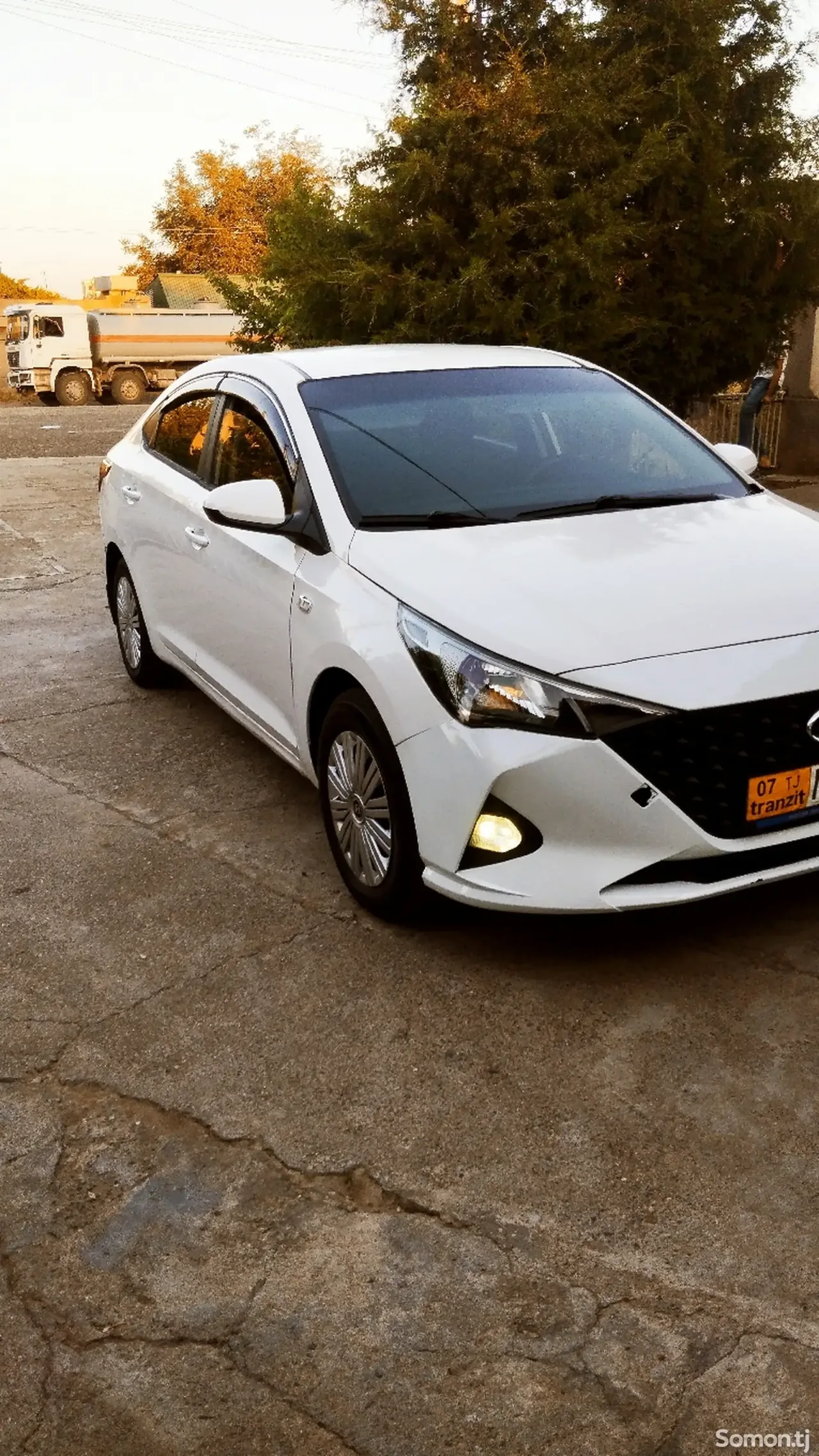 Hyundai Accent 2018 · 1.6 AT