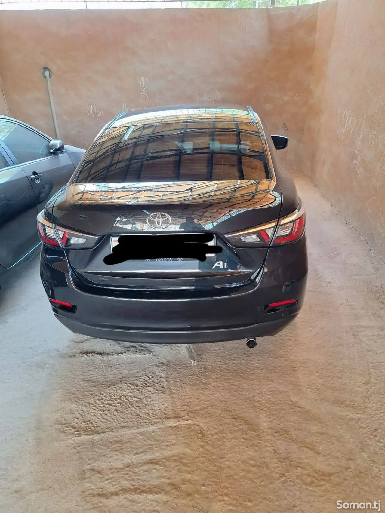 Toyota Yaris 2017 · 1.8 AT