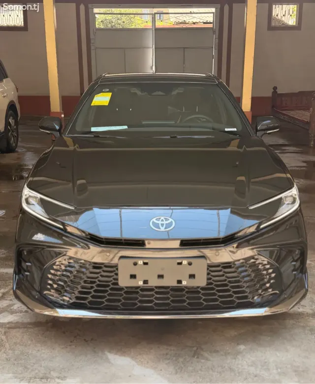 Toyota Camry 2026 · 2.0 AT