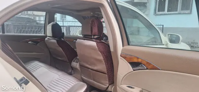 Mercedes-Benz E class 2008 · 2.0 AT