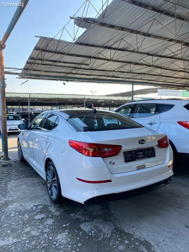 Kia K5 2014 · 2.0 AT