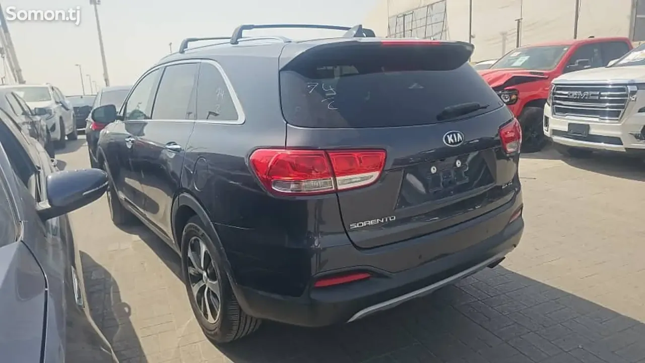Kia Sorento 2017 · 3.3 AT