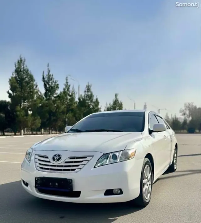 Toyota Camry 2008 · 2.4 AT